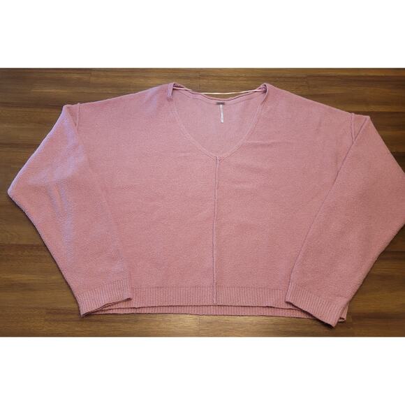 Free People “Take Me Places” Pink Knit V-Neck Sweater M – Oversized Soft Girl - Picture 2 of 8